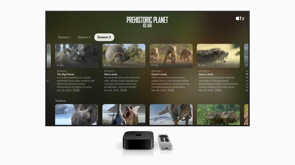 ‫واجهة Apple TV تعرض قائمة لبرنامج "Prehistoric Planet: Ice Age" بحجم النص القياسي.‬