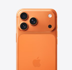 iPhone 17 Pro, zadná vonkajšia strana, kozmická oranžová farba, sústava profesionálnych kamier Fusion v plató navrchu